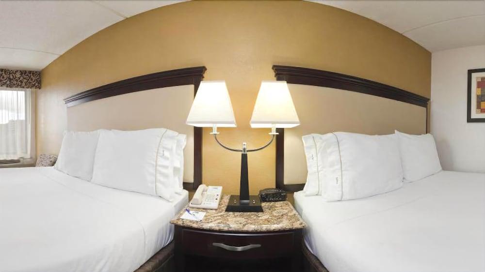 Radisson Hotel שאומבורג מראה חיצוני תמונה