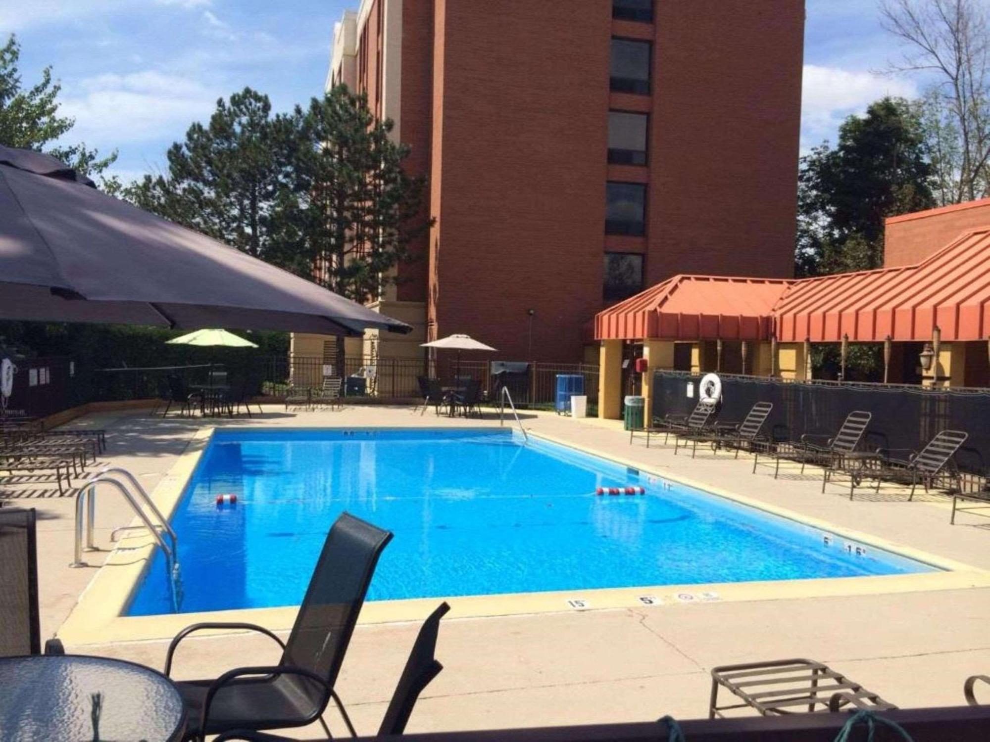 Radisson Hotel שאומבורג מראה חיצוני תמונה